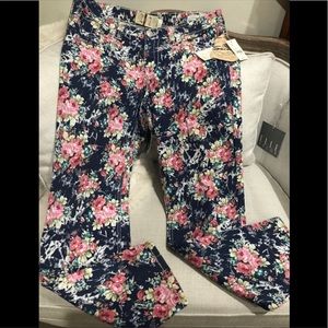 Seven7 Luxe Floral Cotton Skinny Jeans SZ 14 NWT
